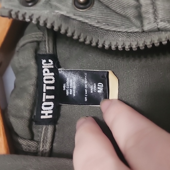 Hot Topic Jacket M - Picture 7 of 7